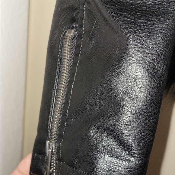 Fashion Nova Black Leather Jacket with Faux Fur Collar - Picture 3 of 9